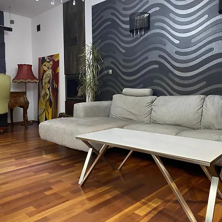 W Centrum Brzeska 1 * Brzesko