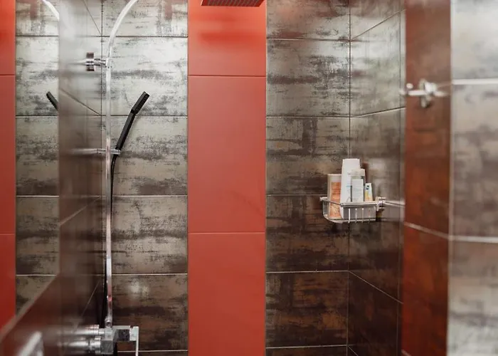 W Centrum Brzeska 1 *